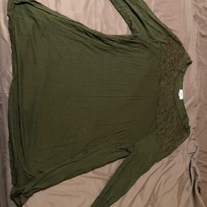 Old Navy hunter green long sleeve lace detail